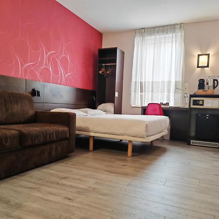Urban Style, Hotel Le Cheval Noir, Saint-Etienne Eksteriør bilde