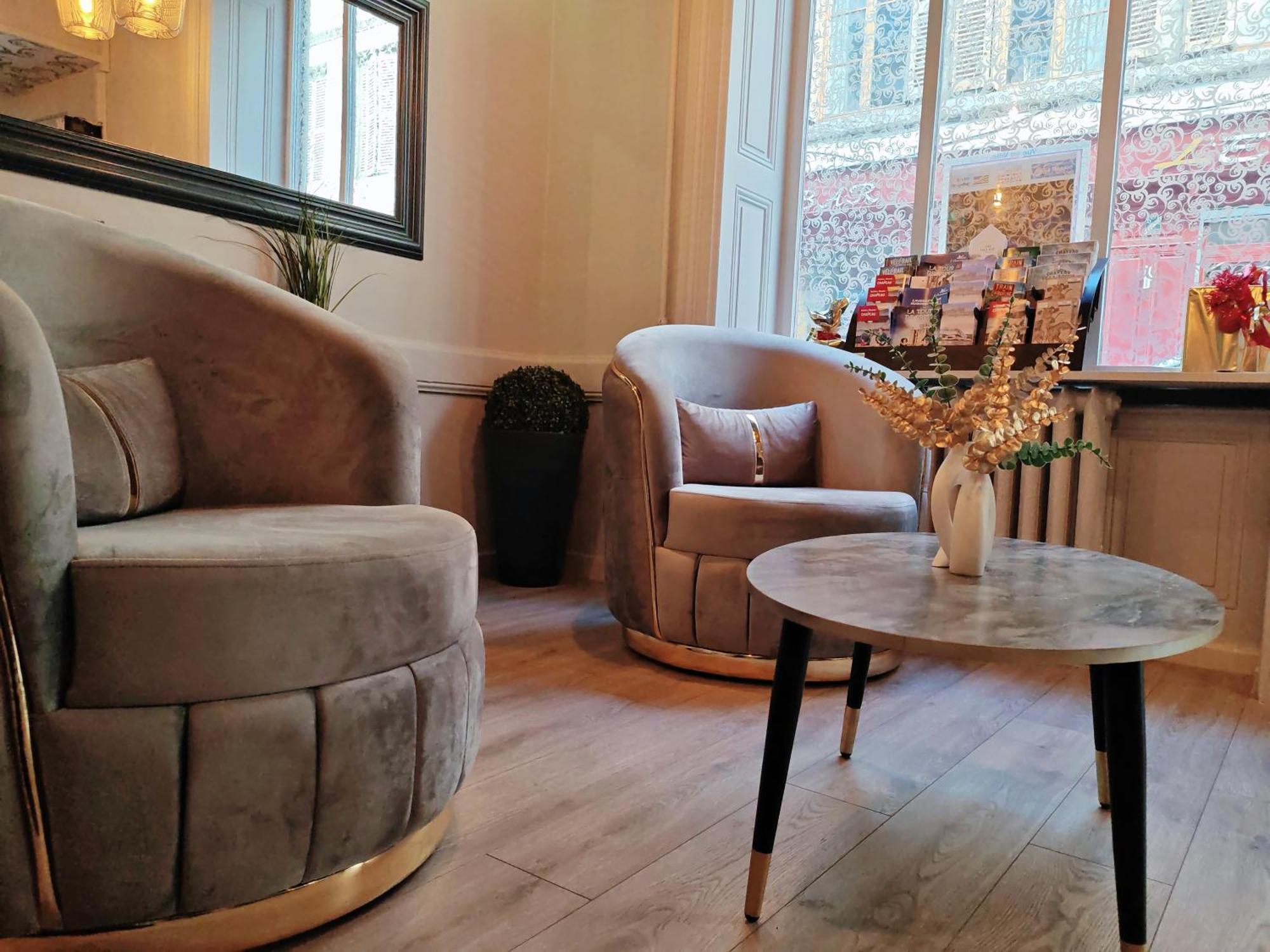 Urban Style, Hotel Le Cheval Noir, Saint-Etienne Eksteriør bilde